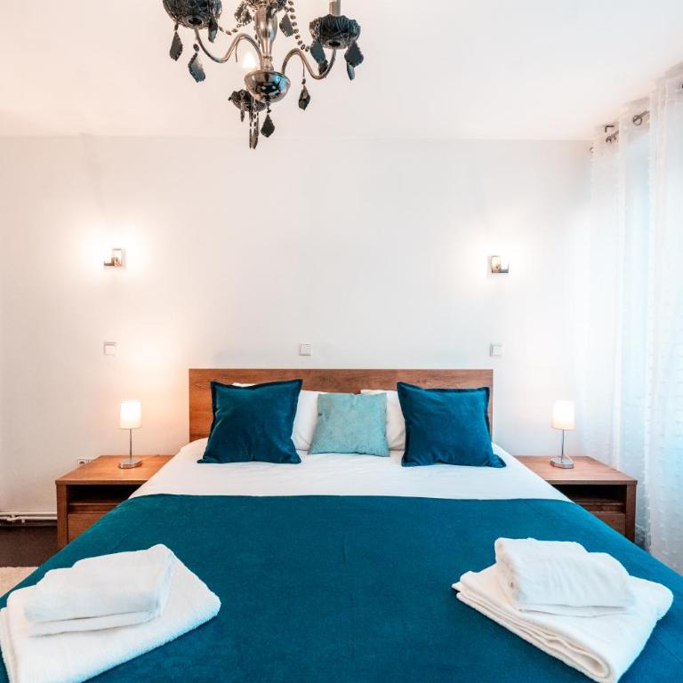 Maisonette Apartment in Heart of Sarajevo - Deluxe Two-Bedroom Apartment with Garden View - 6