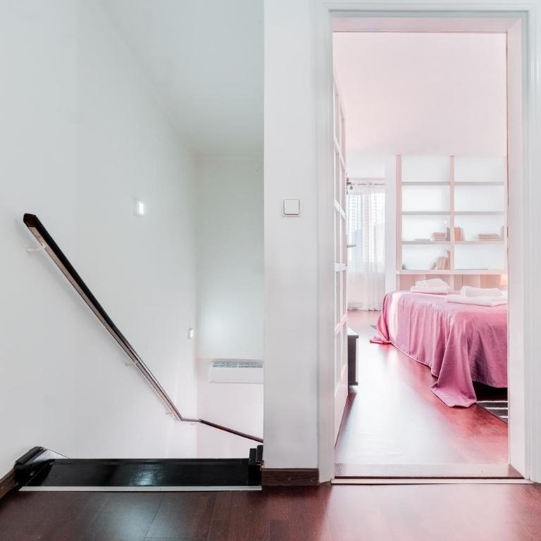 Maisonette Apartment in Heart of Sarajevo - Deluxe Two-Bedroom Apartment with Garden View - 14