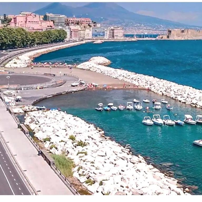 Domus Sirena - Deluxe Double Room with Balcony - 26