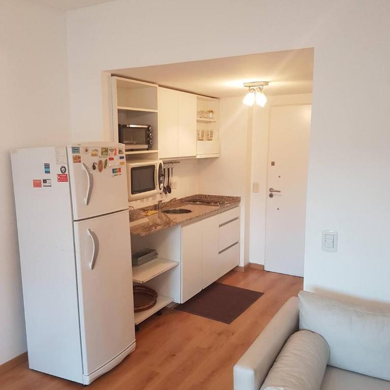 Ideal para unas semanas en el Centro, con Pileta y Laundry, cerca del Subte - One-Bedroom Apartment - 6