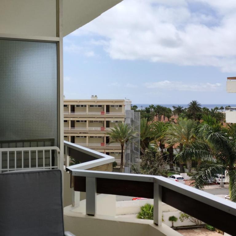 Playa del Ingles D&M near Yumbo - One-Bedroom Apartment - 11