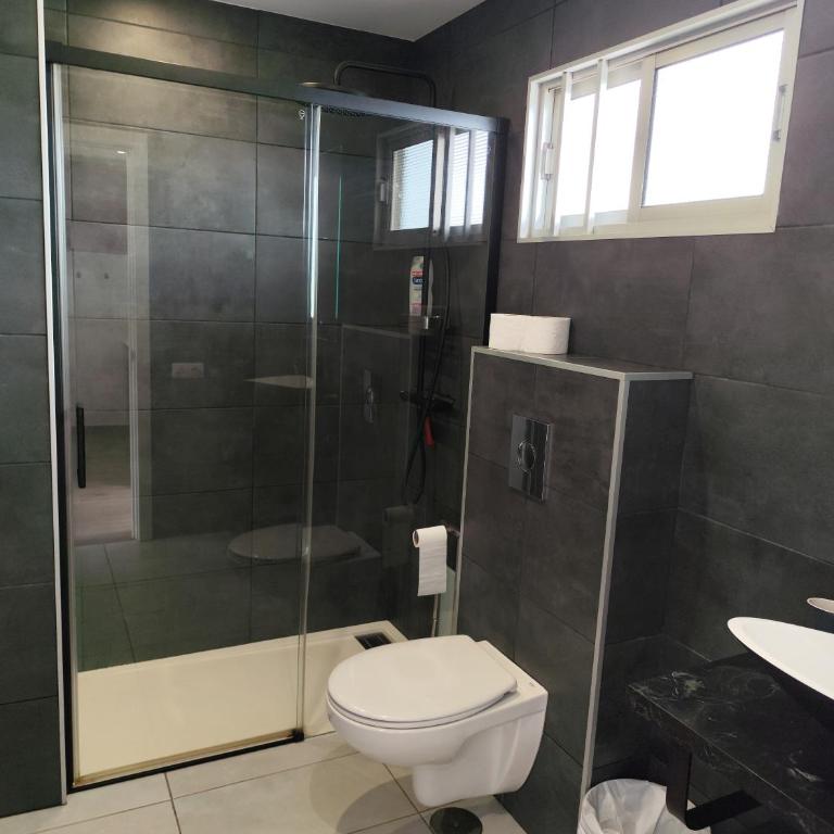 Playa del Ingles D&M near Yumbo - One-Bedroom Apartment - 7