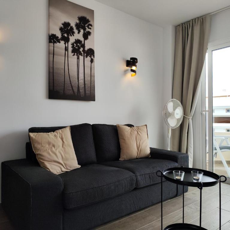 Playa del Ingles D&M near Yumbo - One-Bedroom Apartment - 3