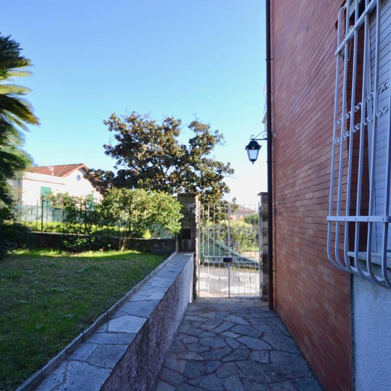 Bellavista Eight - Elegante appartamento vista mare con giardino e posto auto privato - 4 posti letto - Appartamento con 2 Camere da Letto - 48