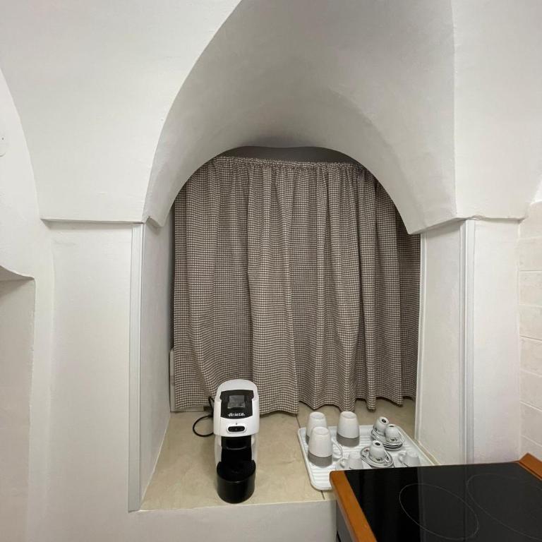 The White Rose - One-Bedroom Apartment - 10
