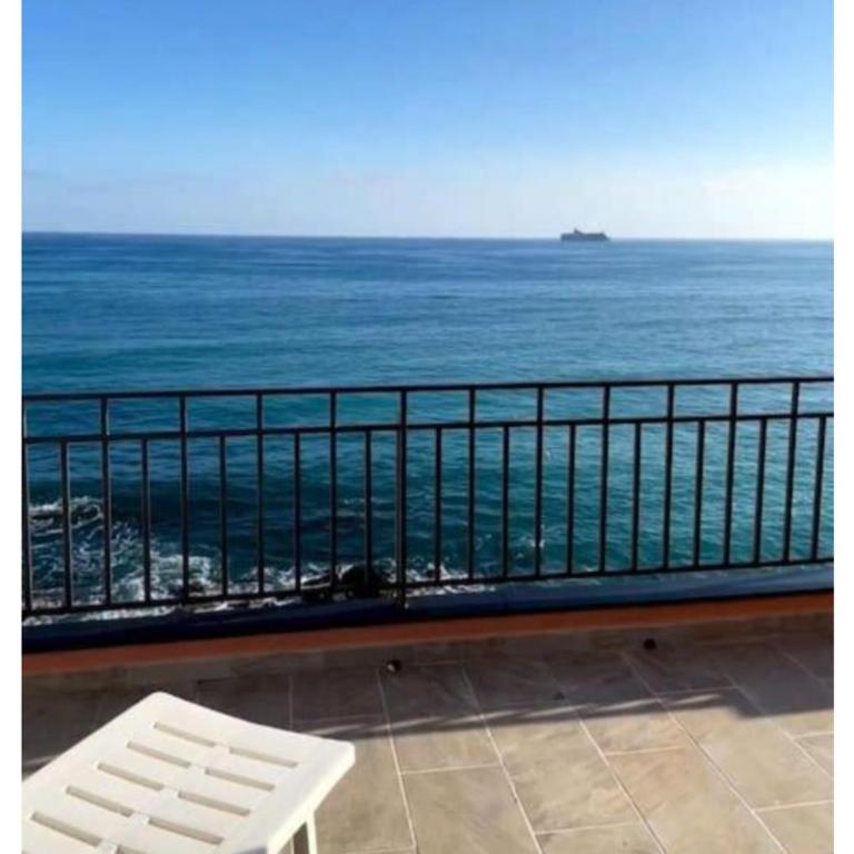 Comodissimo Gaslini e mare - Two-Bedroom Apartment - 30