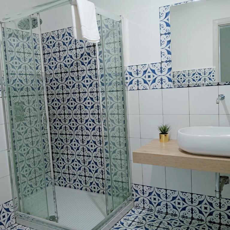 CANNETO BLU - Appartamento con 1 Camera da Letto - 2