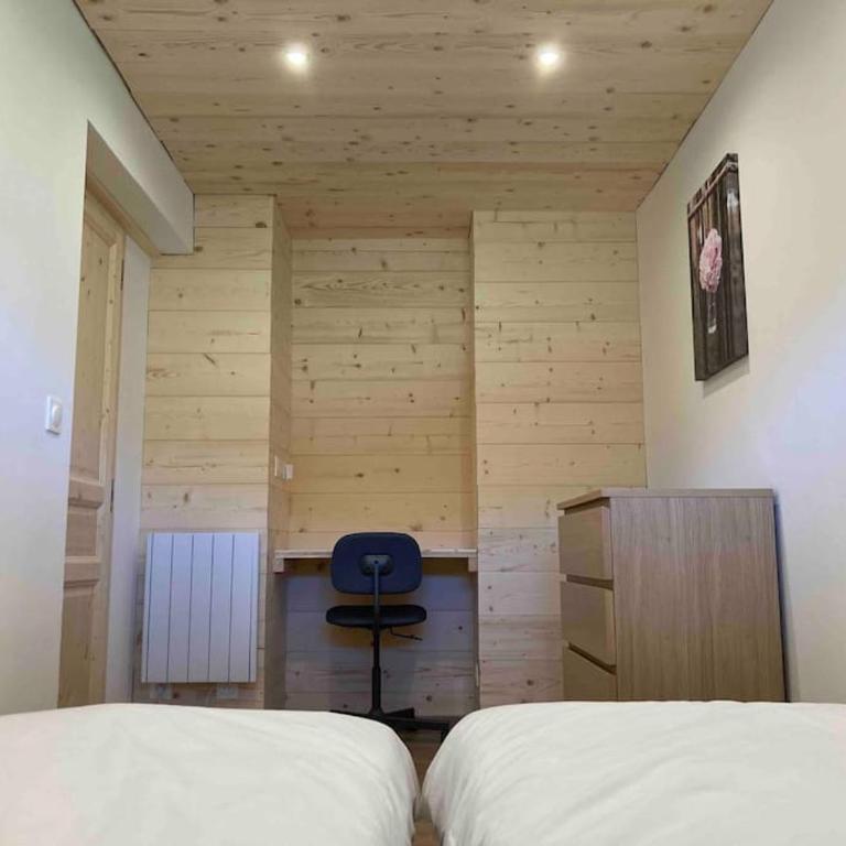 Appartement refait à neuf dans villa - Two-Bedroom Apartment - 20