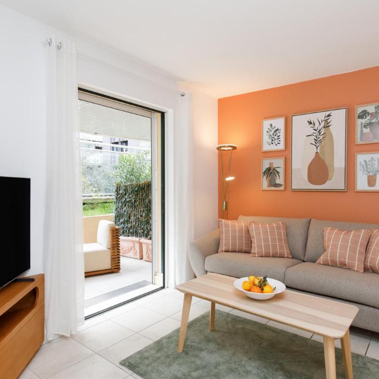 Côté Croisette LUXE - 2BdR 2 bthR 2 toilets -Terrace, AC, parking & lift - Apartment mit 2 Schlafzimmern und Terrasse - 1