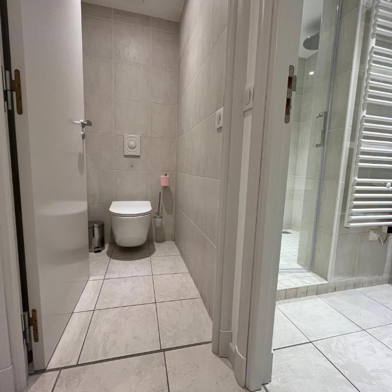 Côté Croisette LUXE - 2BdR 2 bthR 2 toilets -Terrace, AC, parking & lift - Apartment mit 2 Schlafzimmern und Terrasse - 30