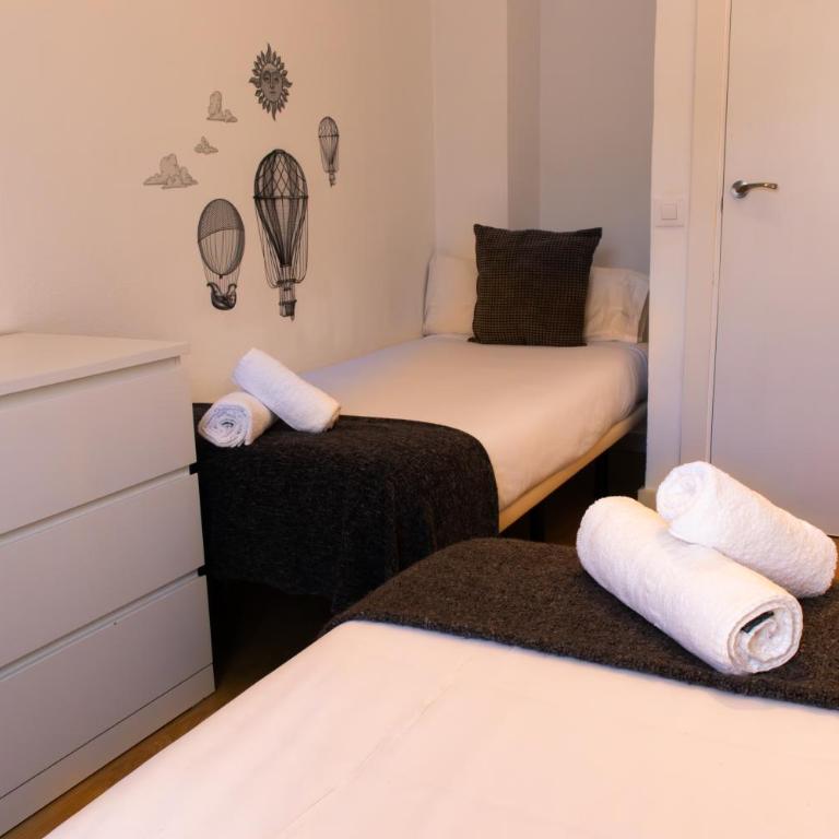 Apartments BCN Central-Drassanes - Two-Bedroom Apartment - 31
