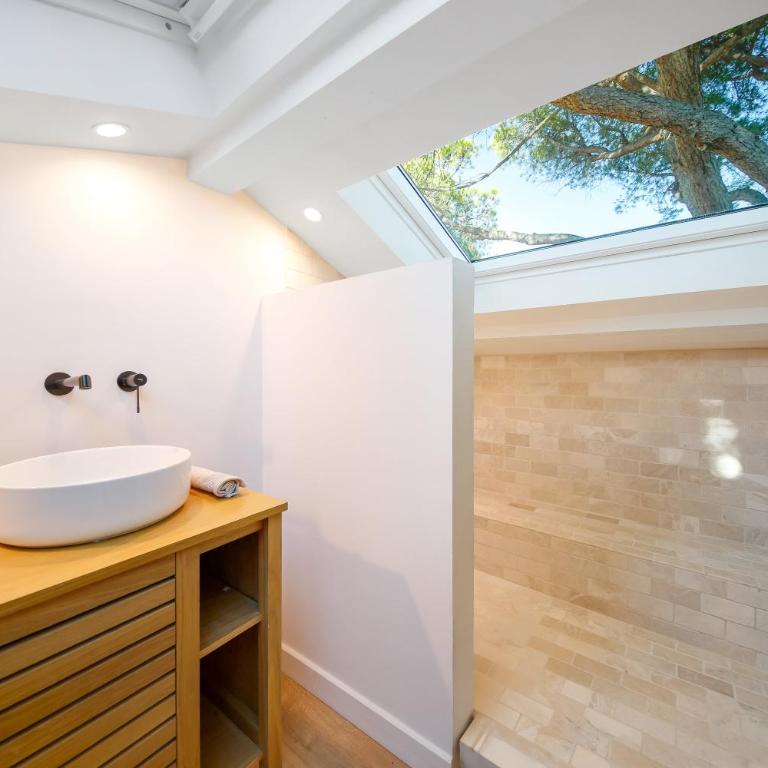 3min de la mer - 14P - Calme - Moderne - Jacuzzi - BBQ - Villa con piscina privada - 24