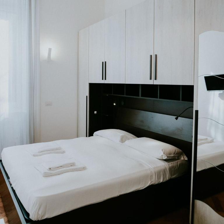 APPARTAMENTO Superstudio 2 bedrooms HEART OF MILAN - Appartamento con 2 Camere da Letto - 2