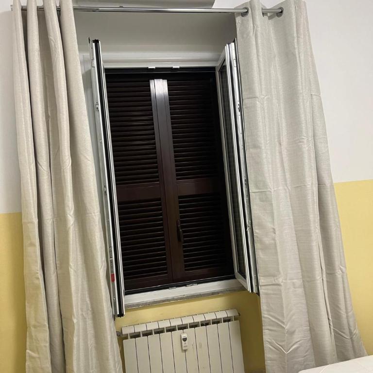 TURATI TERMINi - Camera Matrimoniale con Bagno Privato - 7