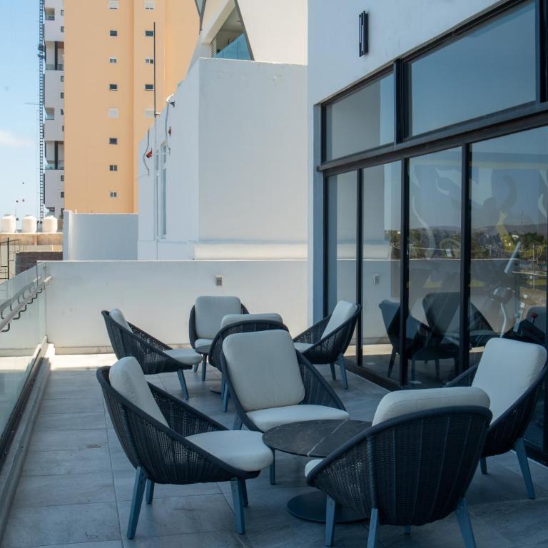 Malecón Love - Two-Bedroom Apartment - 40