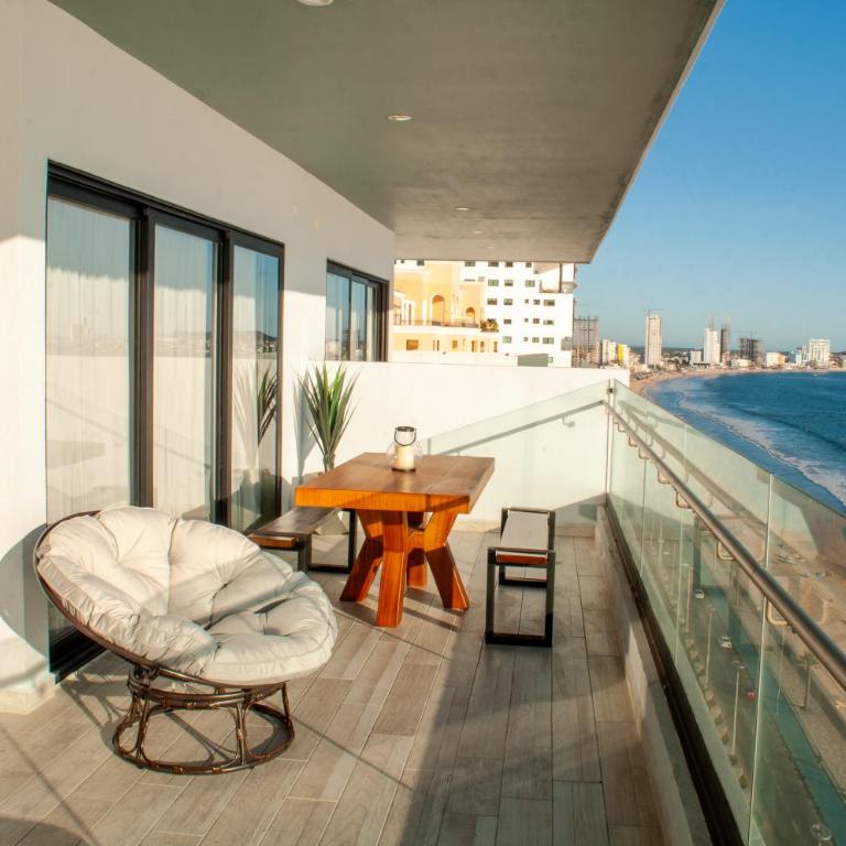 Malecón Love - Two-Bedroom Apartment - 26