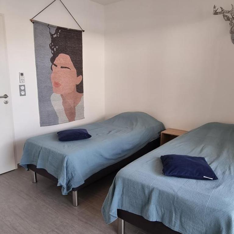 Magnifique appartement traversant à 300 m de la plage - Two-Bedroom Apartment - 4