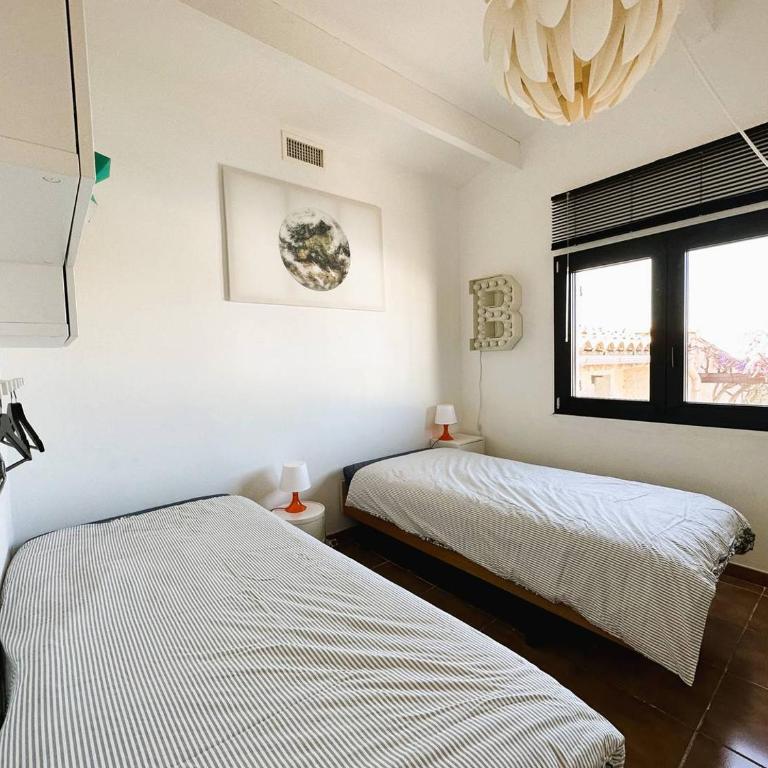 Villa Cosy pour 6 personnes avec piscine privée et vue panoramique sur les îles et les collines à La Londe les Maures - Three-Bedroom Vacation Home - 13