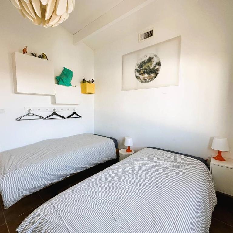 Villa Cosy pour 6 personnes avec piscine privée et vue panoramique sur les îles et les collines à La Londe les Maures - Three-Bedroom Vacation Home - 14