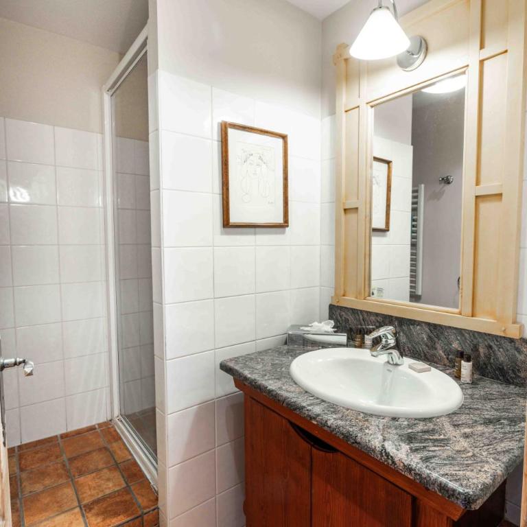 Arc 1950 - 2 bed ski-in ski-out with stunning views - Appartement 2 Chambres - 16