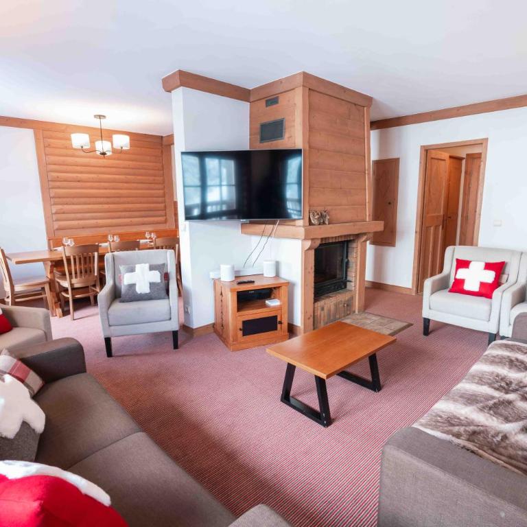 Le Grand Ours - Ski in ski out 4 bed chalet, Arc 1950 - Appartement - 6