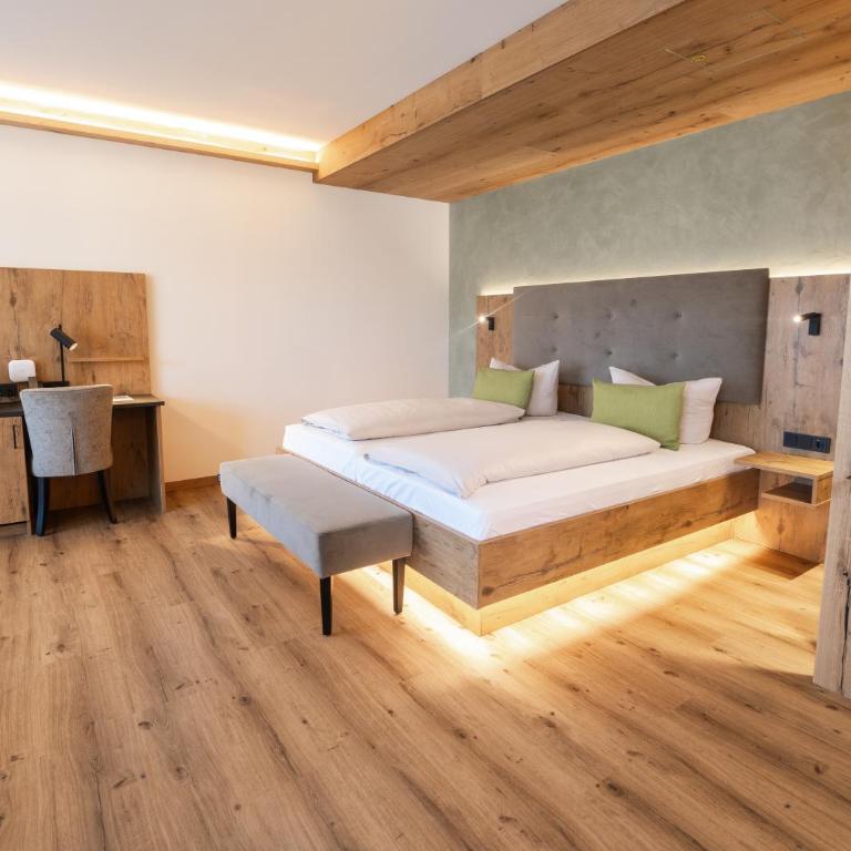 Hotel Keindl - Deluxe Suite - 2