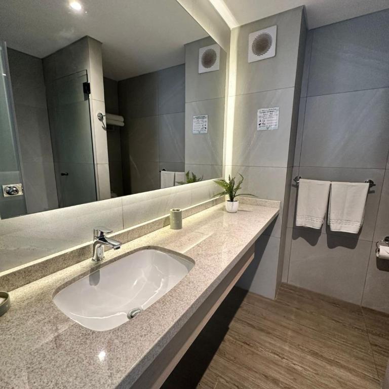 Depto H360 - Double Room - 3