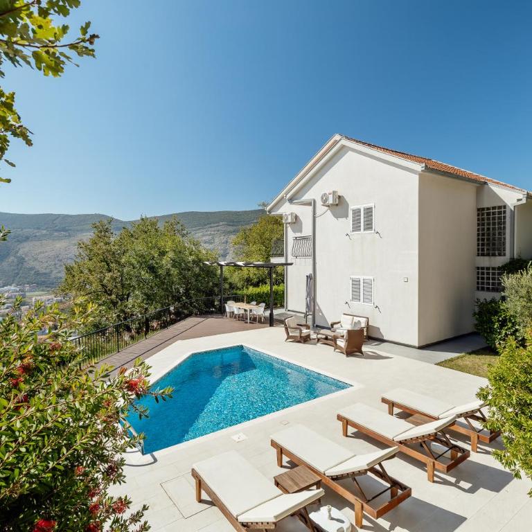 Villa Sladovic - Villa - 2