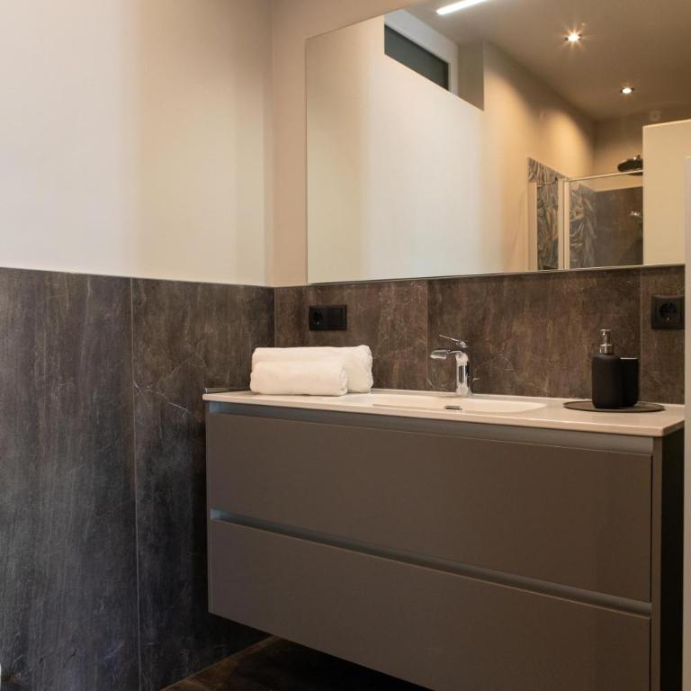 Apartments LIANA - Apartamento de 2 dormitorios con vistas al jardín - 6
