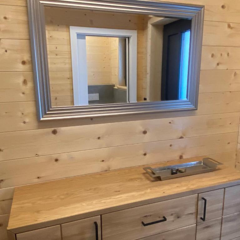 Entspannen im Holzchalet mit Panoramablick, Ruhe und Infrarotsauna - Apartment mit 2 Schlafzimmern - 14