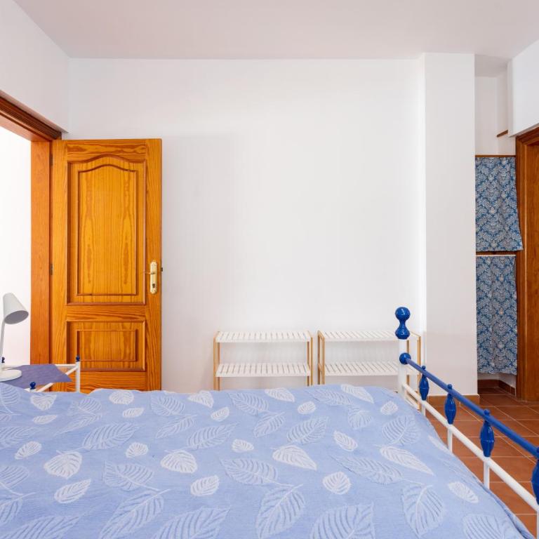 Oceanfront Apt in Private Villa - Next to the Beach - One-Bedroom Apartment - 20