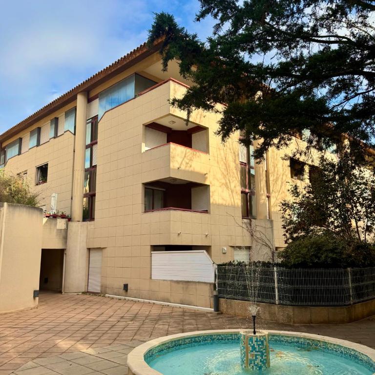 Centre ville AIX - Terrasse / Ascenseur - Rénové - Apartamento de 1 dormitorio - 2