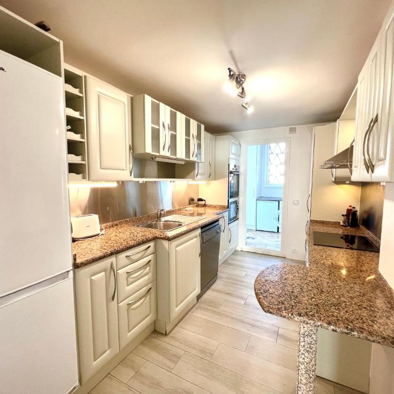 Mi Capricho beachfront penthouse with terrace and sea view - Apartamento de 3 dormitorios con vistas al mar - 20