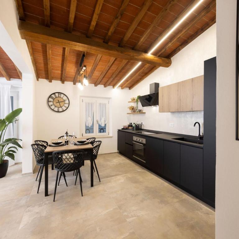 Loggia Senensis - Appartamento Premium con 3 Camere da Letto e Balcone - 17
