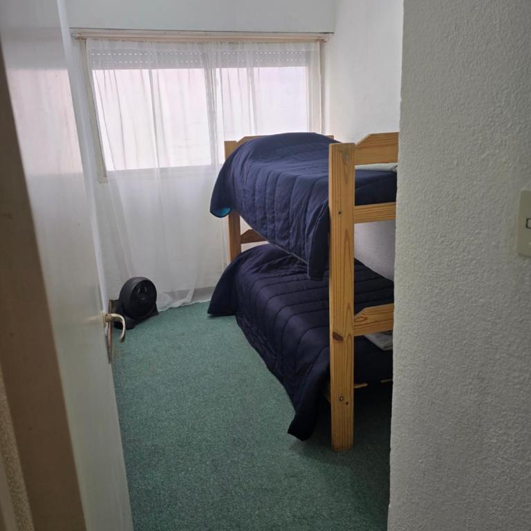 Depto 4 amb desde 3 a 8 personas Zona Guemes - Apartamento de 3 dormitorios - 9