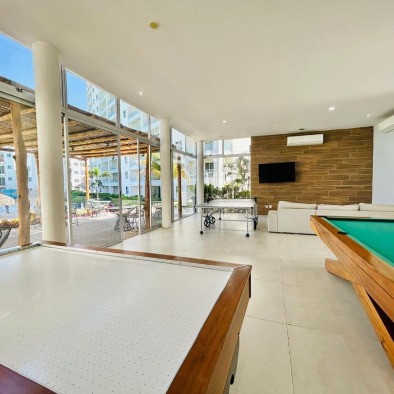 Lindo con gran alberca tipo playa by G P S rentas - Two-Bedroom Apartment - 17