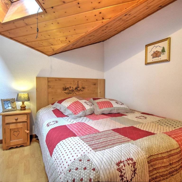 Morzine: Apt 2 Pièces, Mezzanine, 4 Pers, WiFi, Parking - FR-1-524-132 - Apartment - 7
