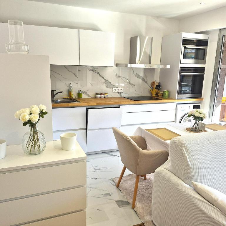 Superbe Appartement Luxueux Spacieux 50 m2 Port Nice - Appartamento con 1 Camera da Letto - 65