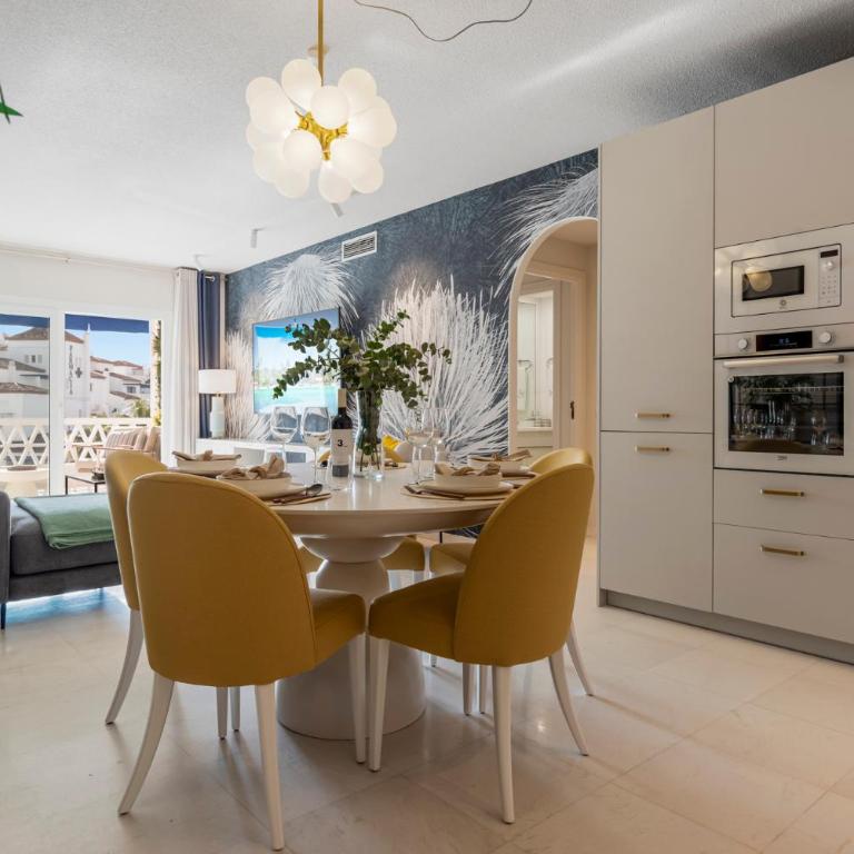 Espacioso y encantador apartamento en las gaviotas - Three-Bedroom Apartment - 6