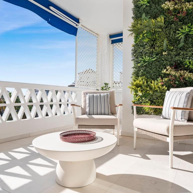 Espacioso y encantador apartamento en las gaviotas - Three-Bedroom Apartment - 5