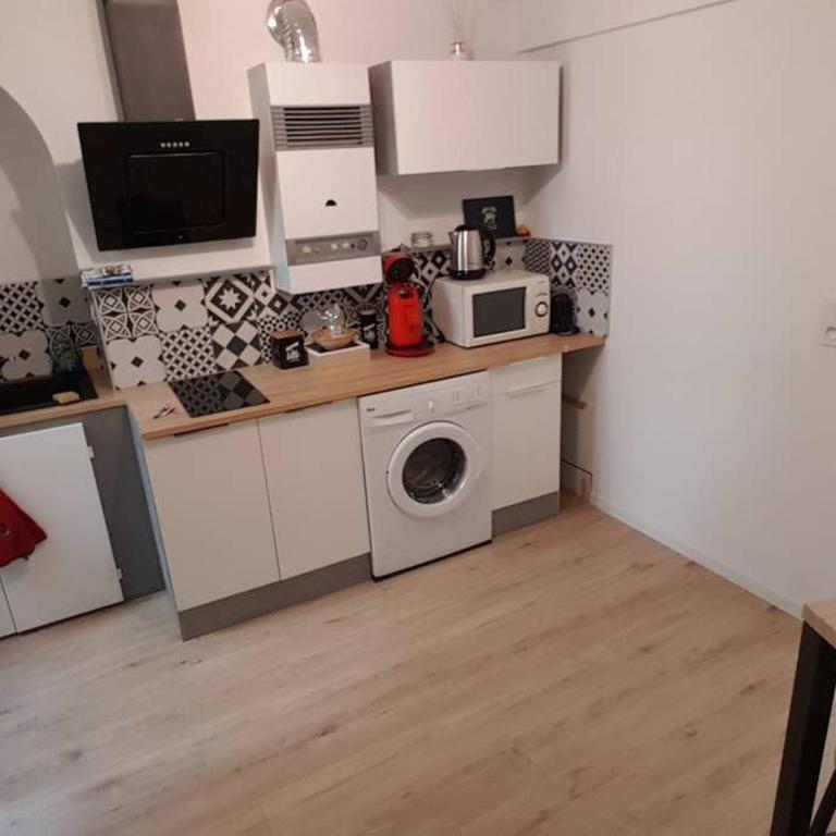 COCON du centre ville avec PARKING et WIFI - Appartement 1 Chambre - 8