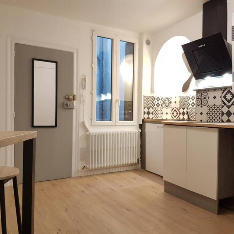 COCON du centre ville avec PARKING et WIFI - Appartement 1 Chambre - 13