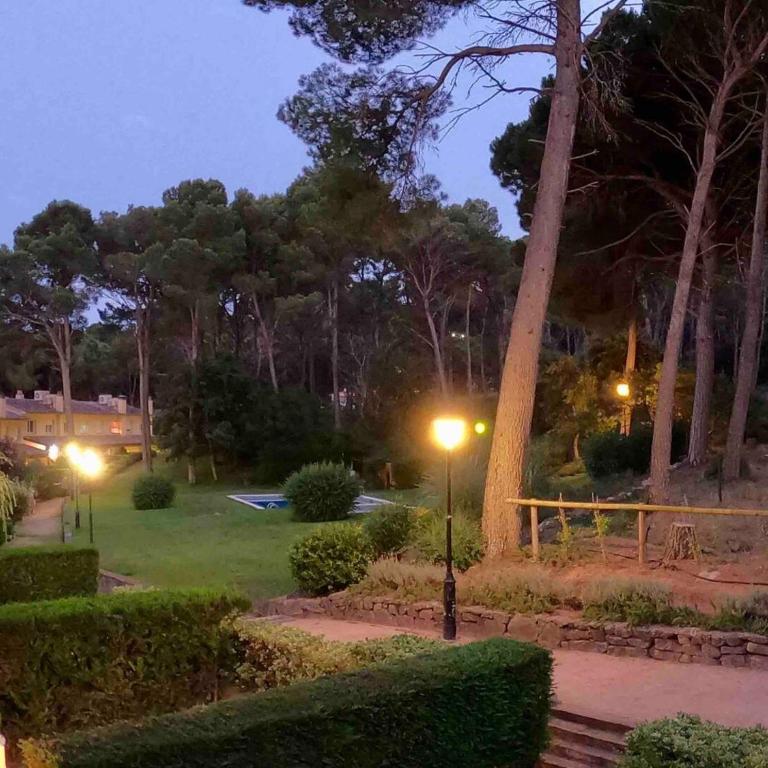 Nice house and pool by the golf course and close to the sea! - Casa de 2 dormitorios - 2
