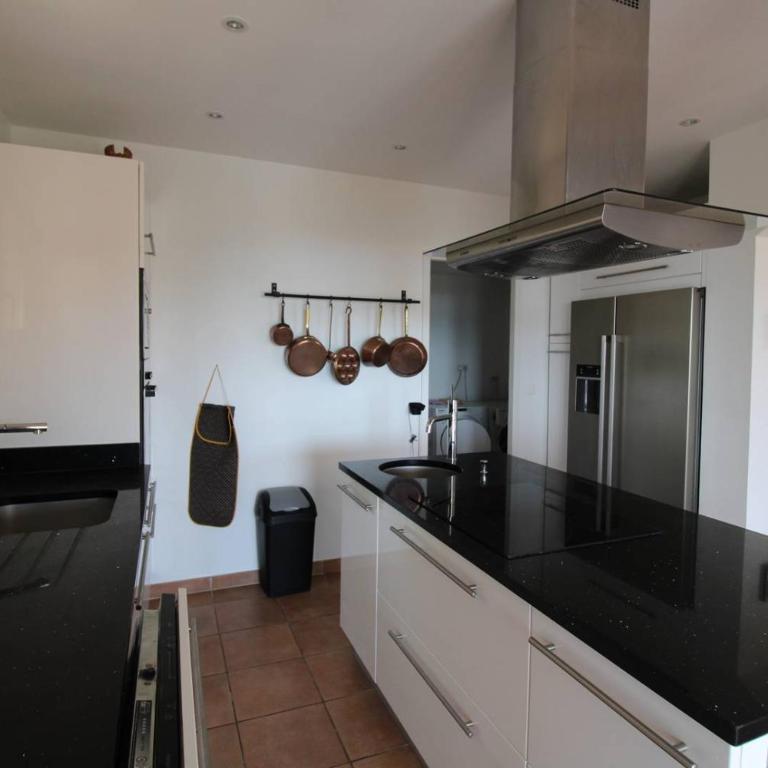 Villa Blue Hill pour 6 personnes avec piscine privée et vue mer à La Londe-Les-Maures - Casa Vacacional de 3 dormitorios - 16