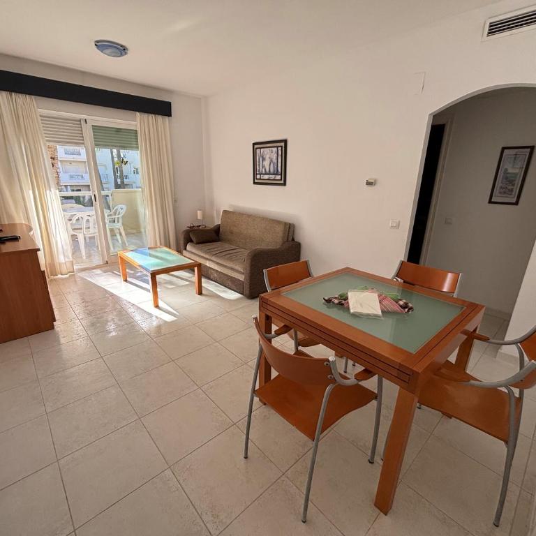 La Fontana A- primer piso- Serviden - Apartamento de 2 dormitorios - 4