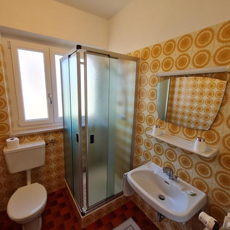 Gasserhof Bozen - Camera Tripla con Balcone - 2