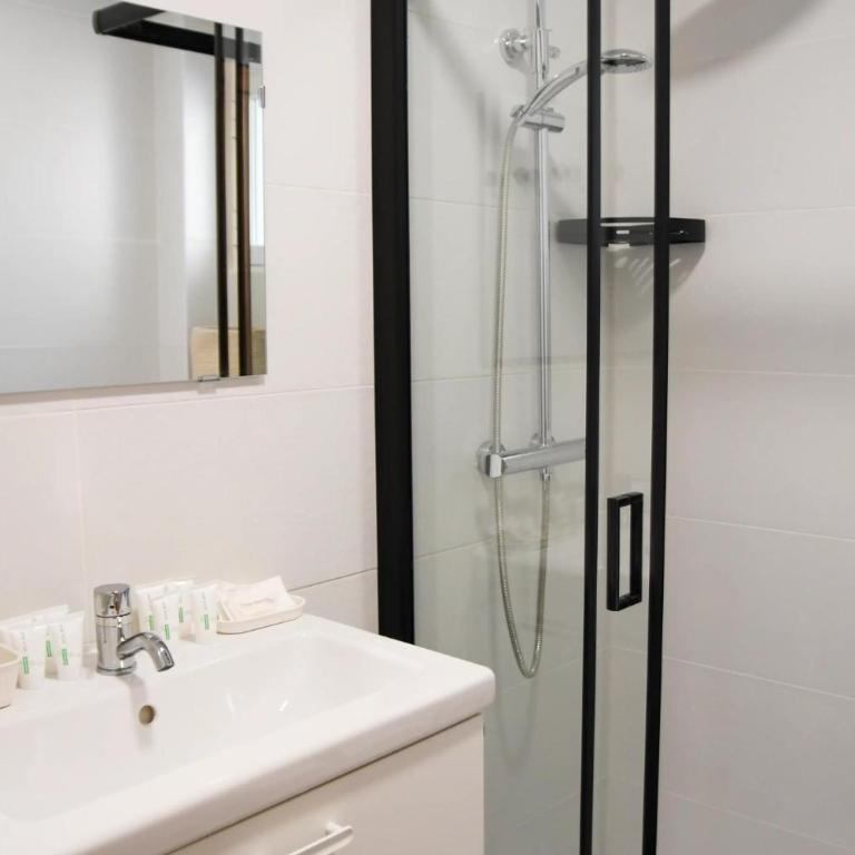 A 5 min del Aeropuerto e IFEMA - Two-Bedroom Apartment - 7