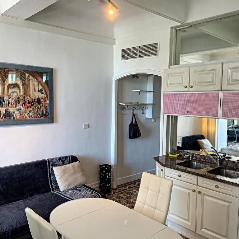 Studio coeur de Cannes 318L - Appartement - Vue sur Ville - 9