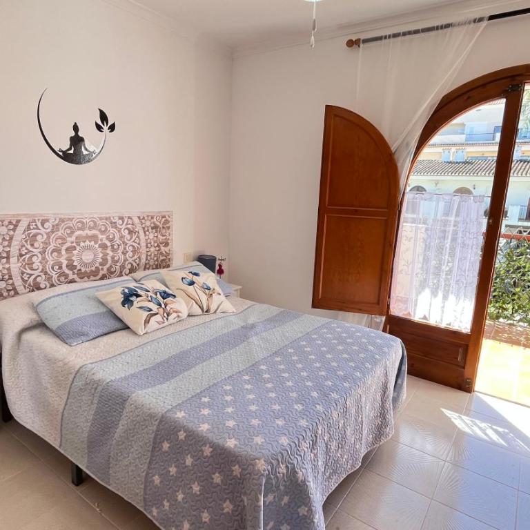 Bahía Azul en primera linea de playa By ElConserje - Two-Bedroom Apartment - 6