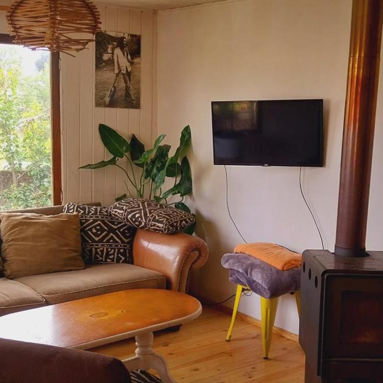 Casa soleada para cuatro personas, con patio, hamaca y parrilla - Two-Bedroom House - 3